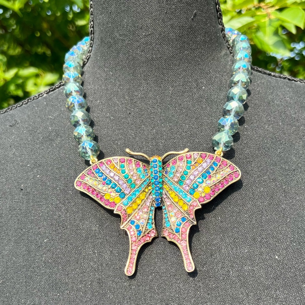 Heidi Daus Dazzling Crystal Butterfly Necklace - Picture 6 of 15